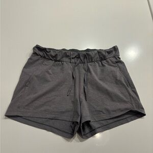 Lululemon on the fly shorts